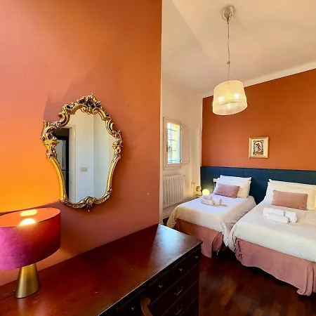 House Of Chariot - 2 Suites - Piazza Maggiore アパート ボローニャ